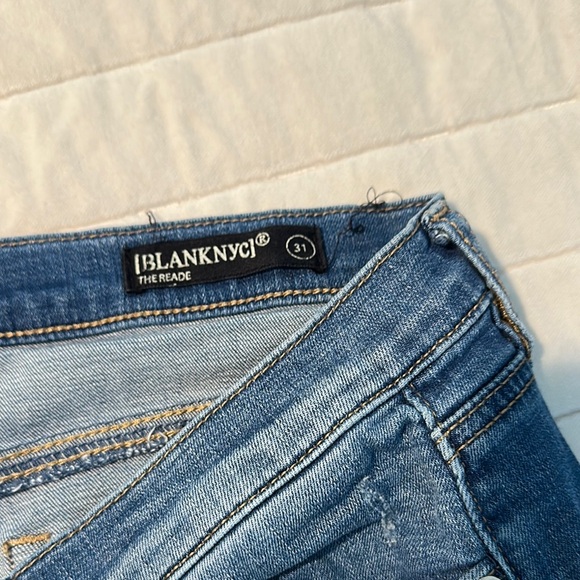 Blank NYC Blue Distressed Women's Jeans size 31 - Picture 5 of 8